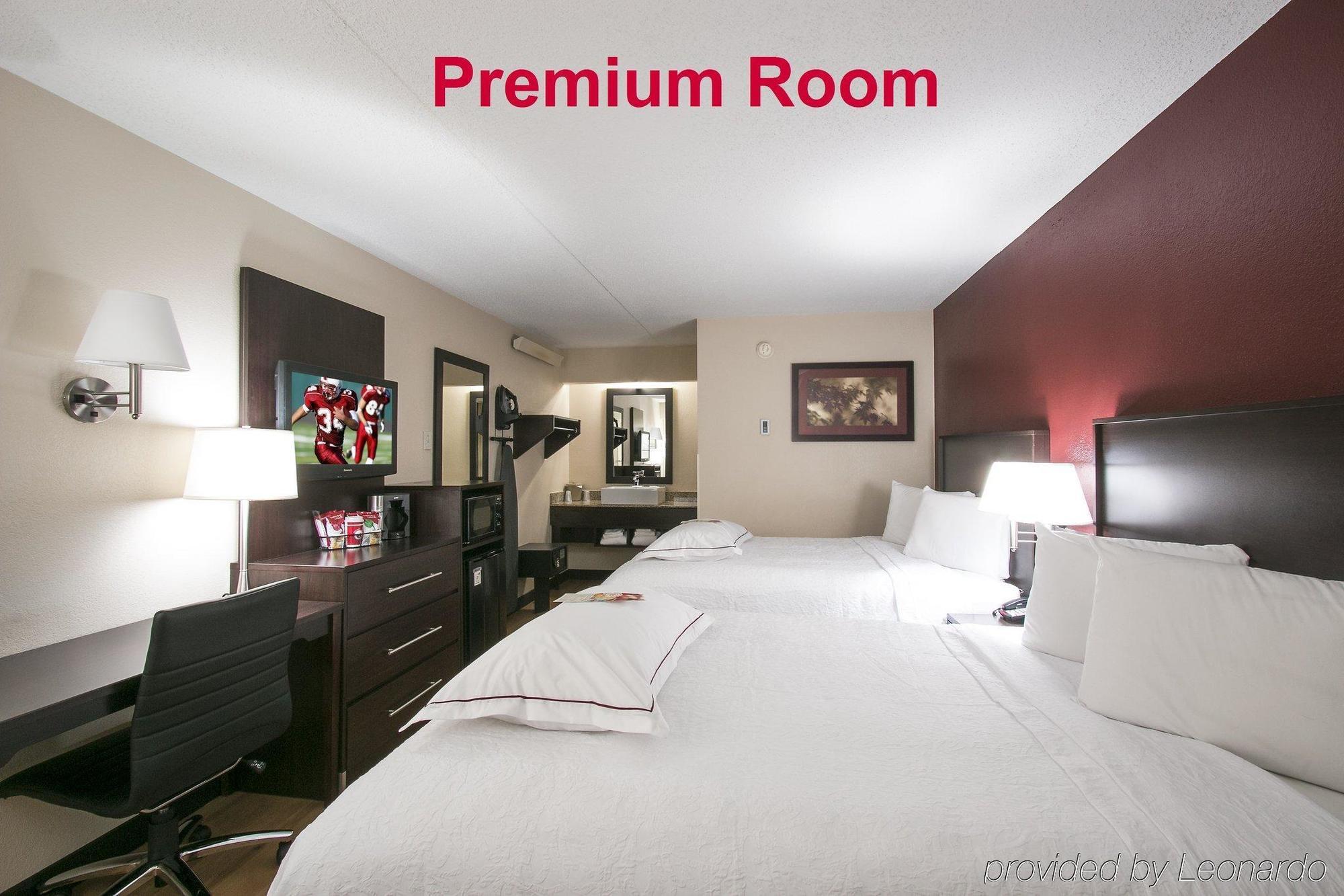 Red Roof Inn PLUS+ West Springfield Exterior foto